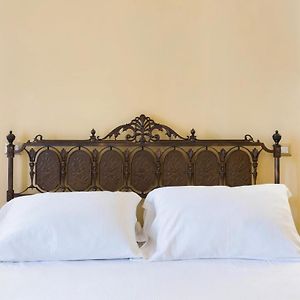 Let's B&B